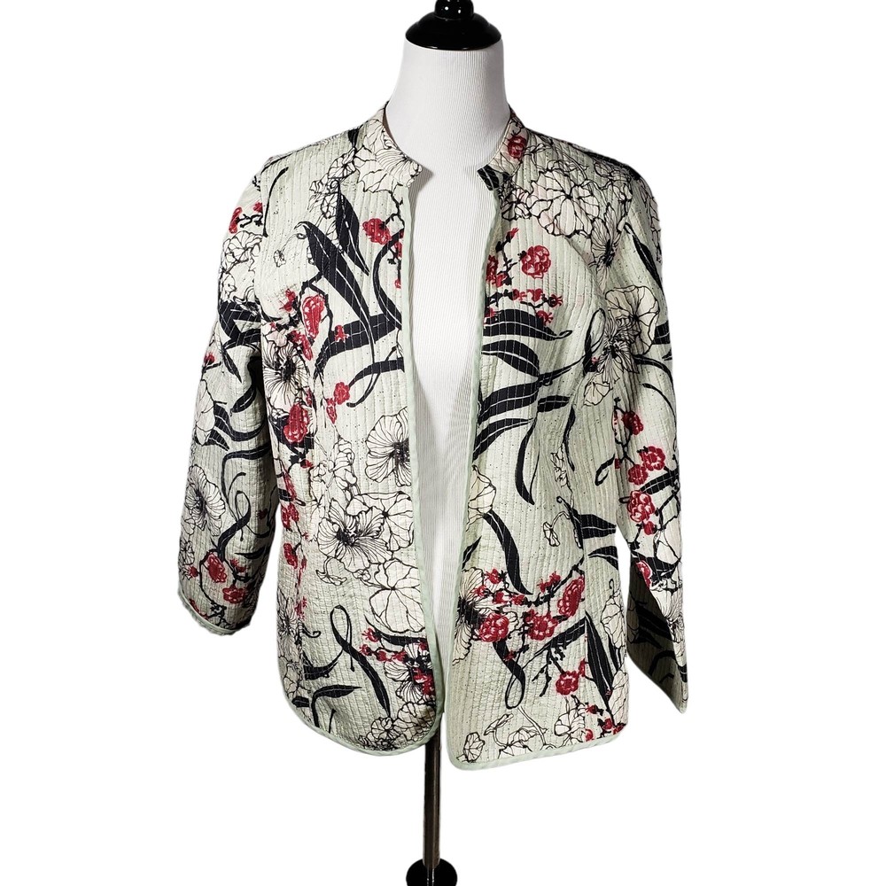 Soft by Avenue Women's size 14/16 Silk Quilted Lightweight Jacket